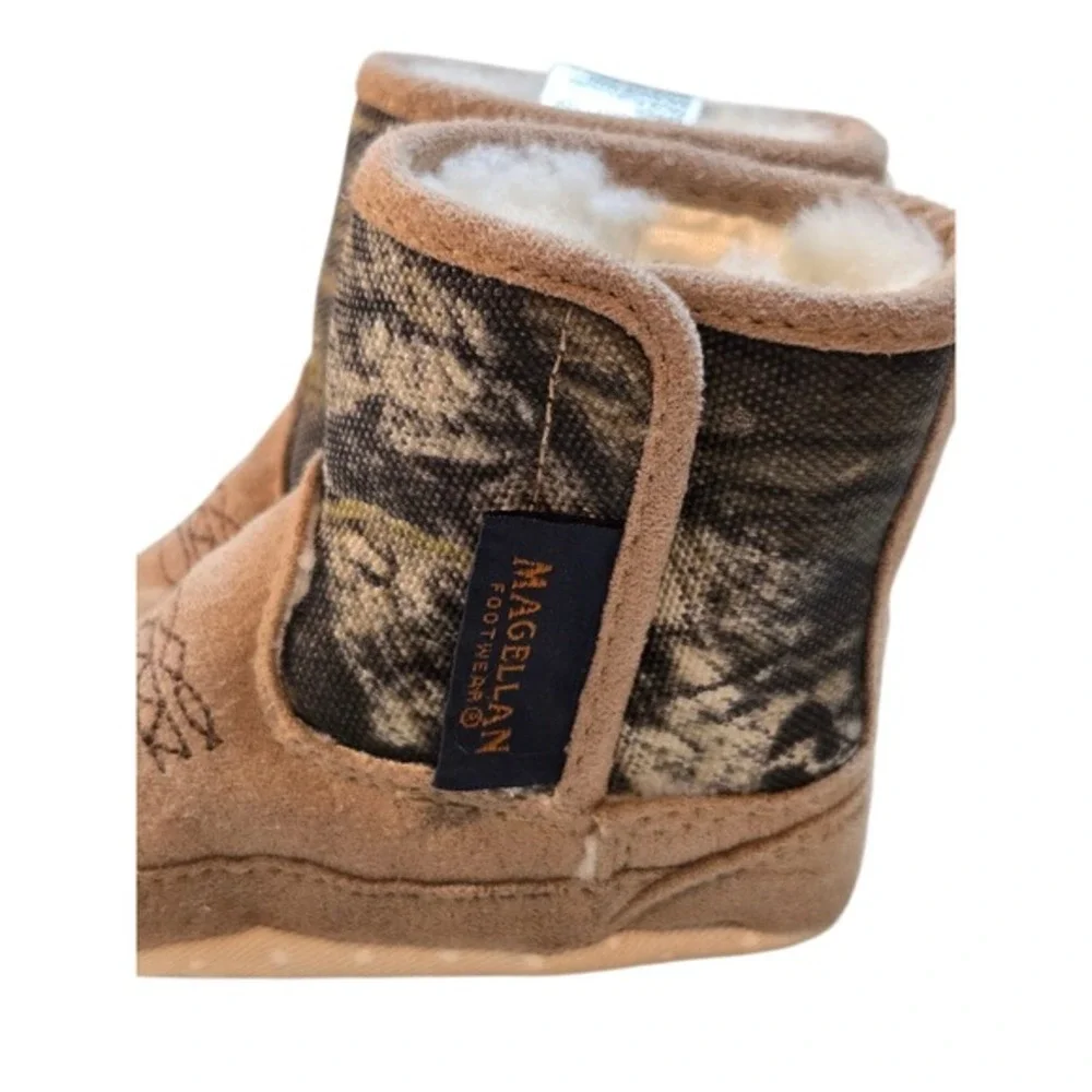Magellan Boots‎ Toddler Size 2 Months Up/ Slip On- Tan / Brown